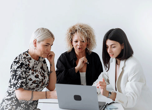 intelligent_automation_services_05_low_code_applications